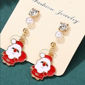 𝑾𝒐𝒎𝒆𝒏𝒔 𝑯𝒐𝒍𝒊𝒅𝒂𝒚 𝒆𝒂𝒓𝒓𝒊𝒏𝒈𝒔